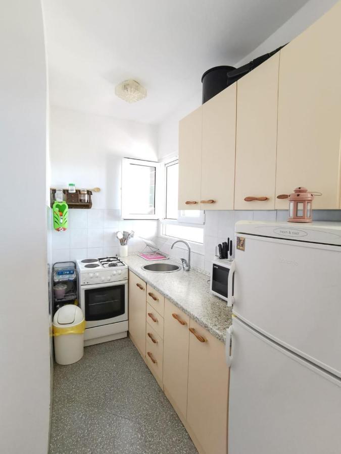 Apartments By The Sea Mimice, Omis - 14230 Bagian luar foto